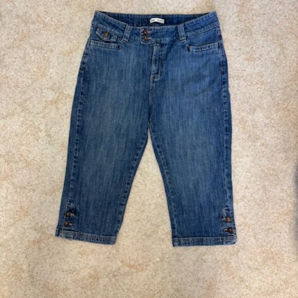 Levis Vintage Capris Pants Woman's size: 12M - Picture 1 of 9